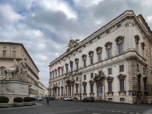 Cidadania italiana: do passaporte  poltica 