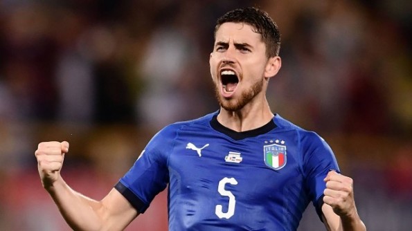 Jorginho jogando pela sele??o da It?lia