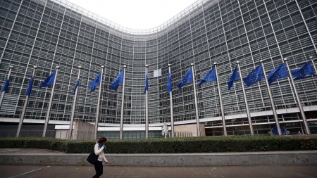 Escritório protocola denúncia contra lei italiana na Comissão Europeia
